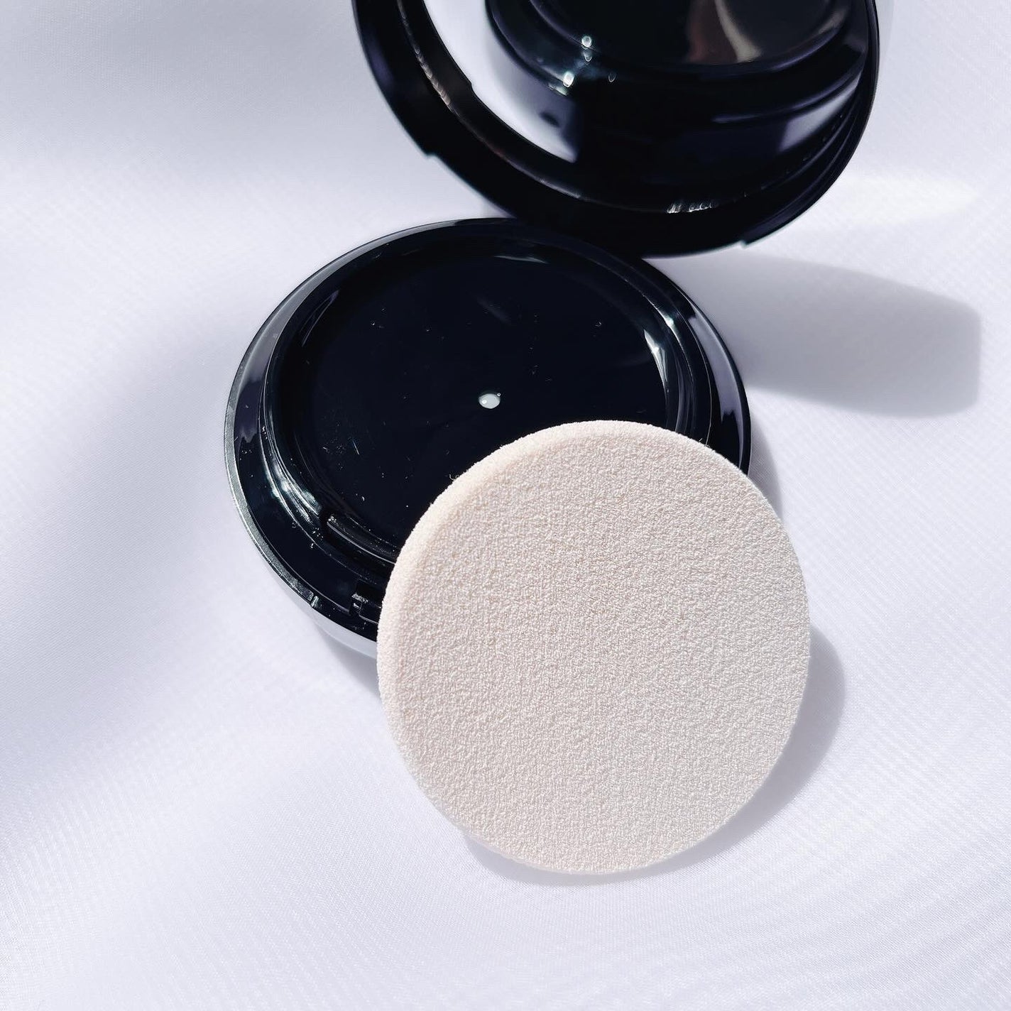 ミネラルリキッドリー ファンデーション SPF22 PA++/MiMC/リキッドファンデーションを使ったクチコミ(2枚目)