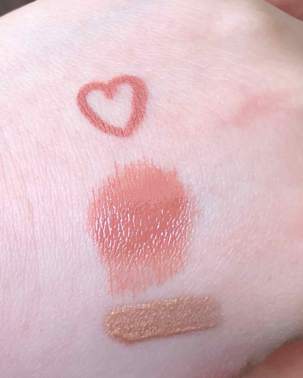 Lip strobe/Huda Beauty/リップグロスを使ったクチコミ（2枚目）