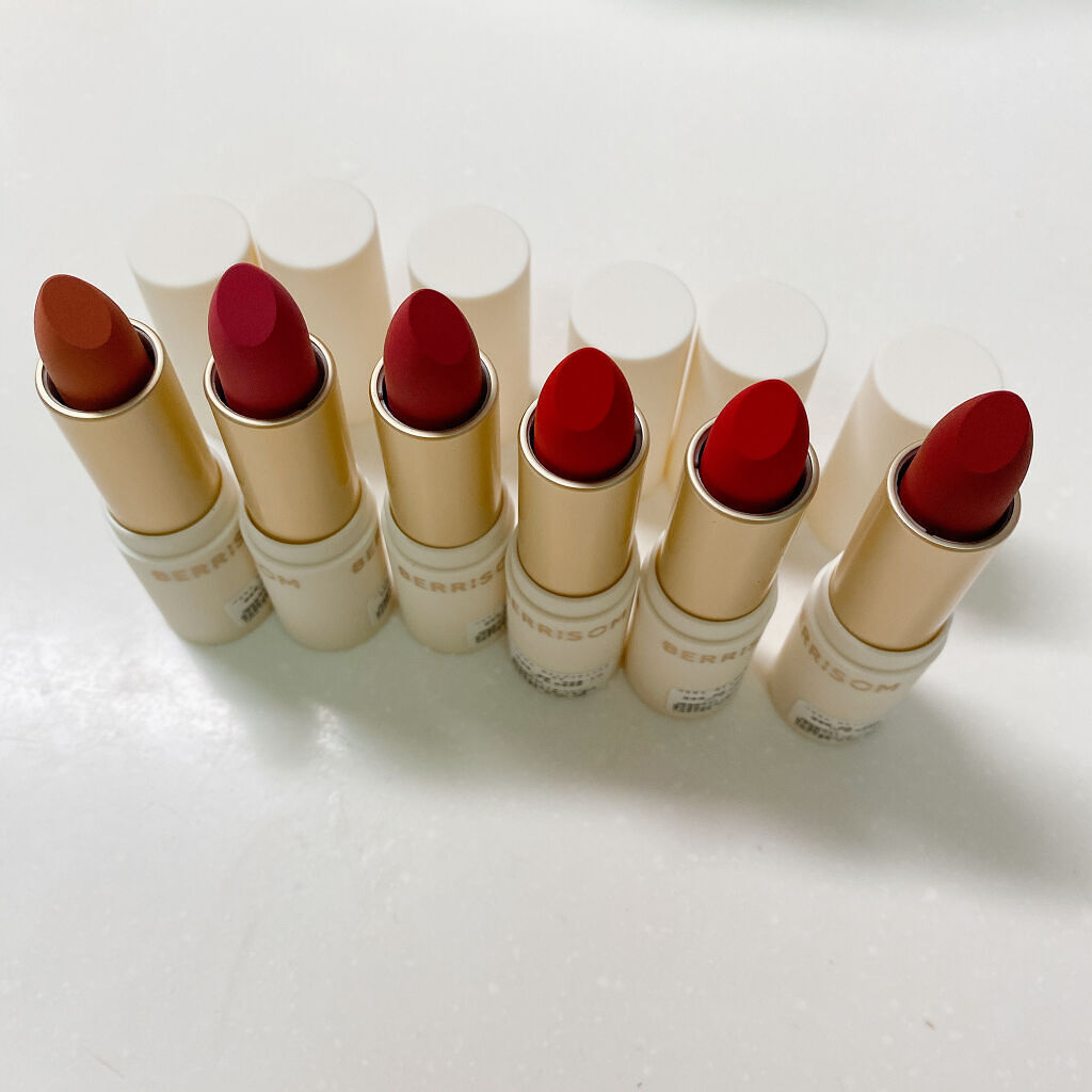 ベリサム リアルミーリップスティックのクチコミ「\ベリサム リアルミーリップスティック/

01　メローベージュ

02　ミスティックローズ
.....」（1枚目）