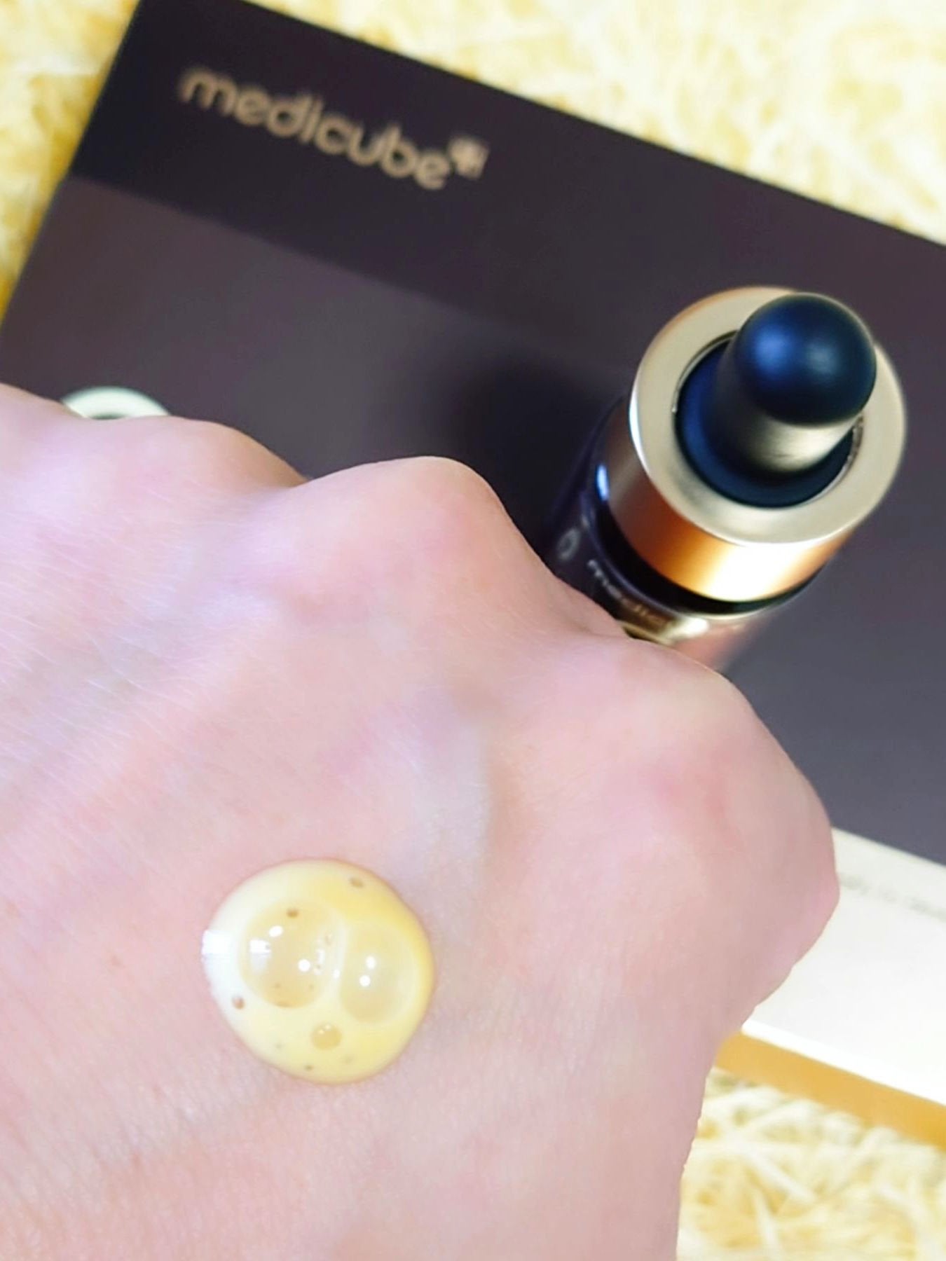 ディープビタCアンプル2.0/MEDICUBE/美容液を使ったクチコミ(5枚目)