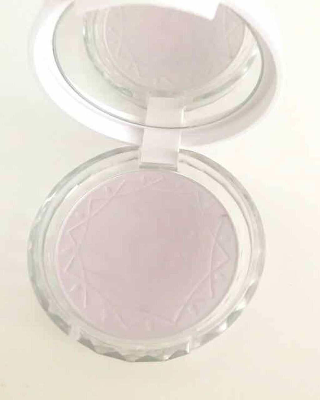 UVクリアフェイスパウダー/CEZANNE/プレストパウダーを使ったクチコミ（1枚目）