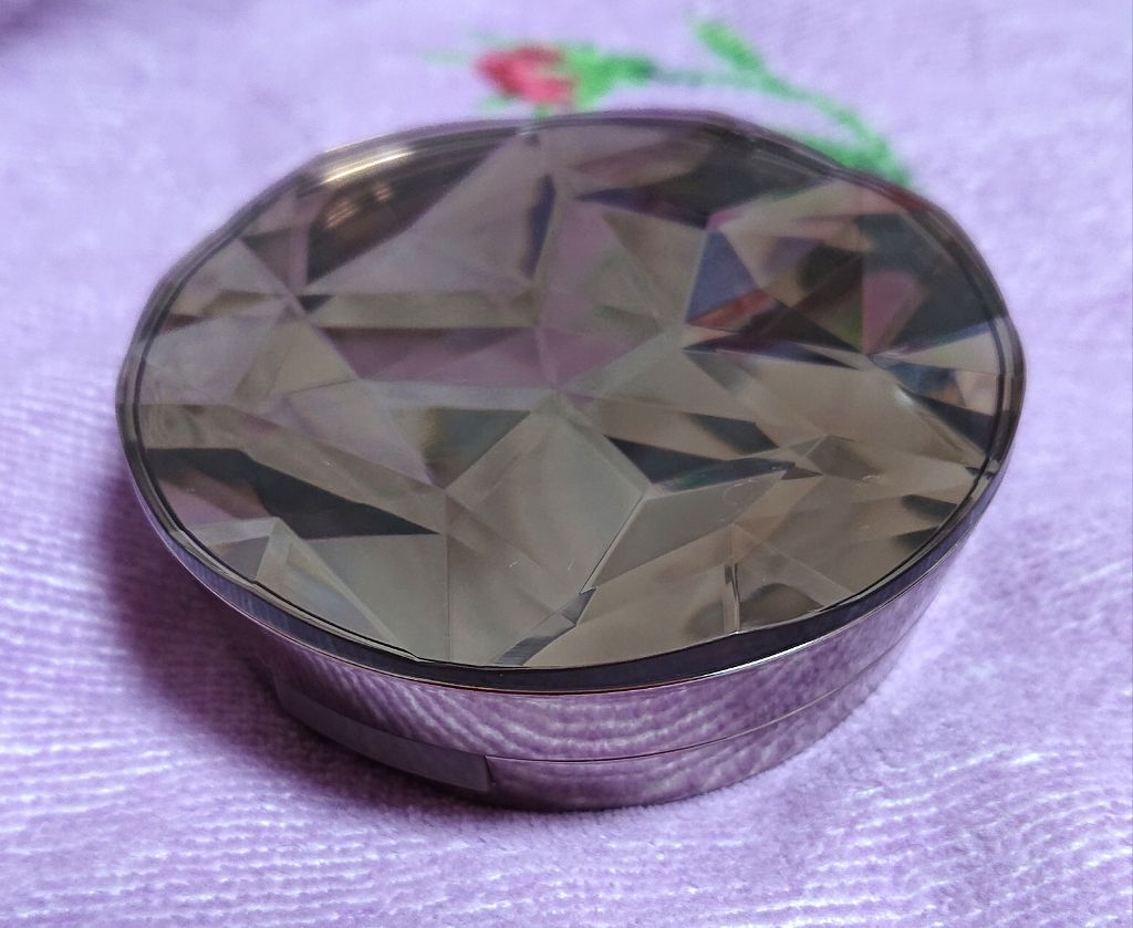 アテニア ミラーフィニッシュパウダー のクチコミ「❀初投稿❀
いつも、皆さんの投稿されているクチコミを、大変ありがたくメイクの参考にさせて頂いて.....」（1枚目）