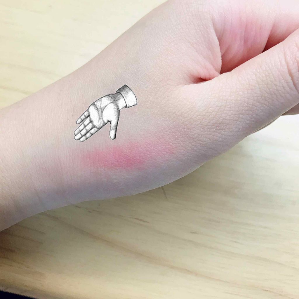 Blooming Kitty リップスティック/DAISO/口紅を使ったクチコミ(3枚目)