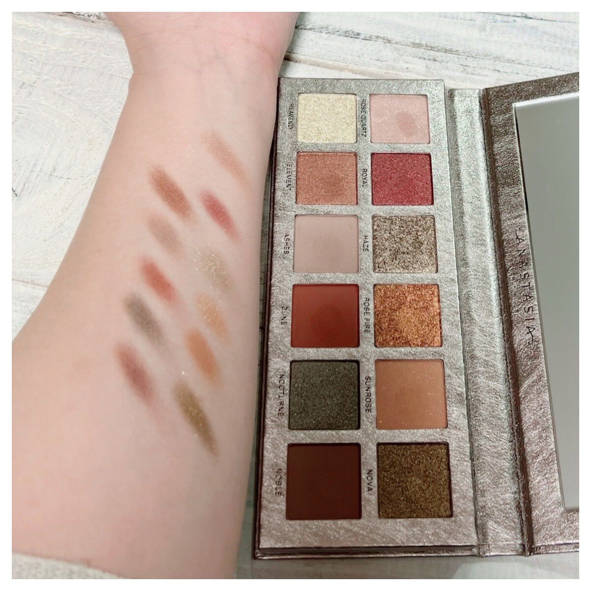 試してみた】Rose Metals Palette アナスタシア ビバリーヒルズの人気