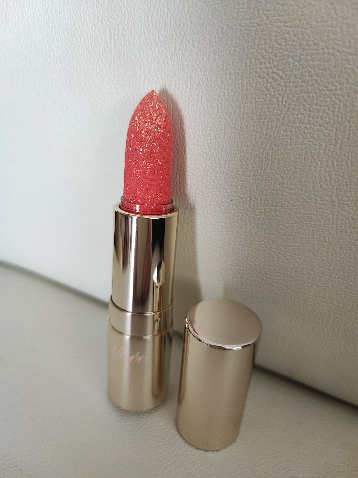 Hiro on LIPS 「ヴィセジェミィティントセラムOR270買っちゃいました✨たまた..」(1枚目)
