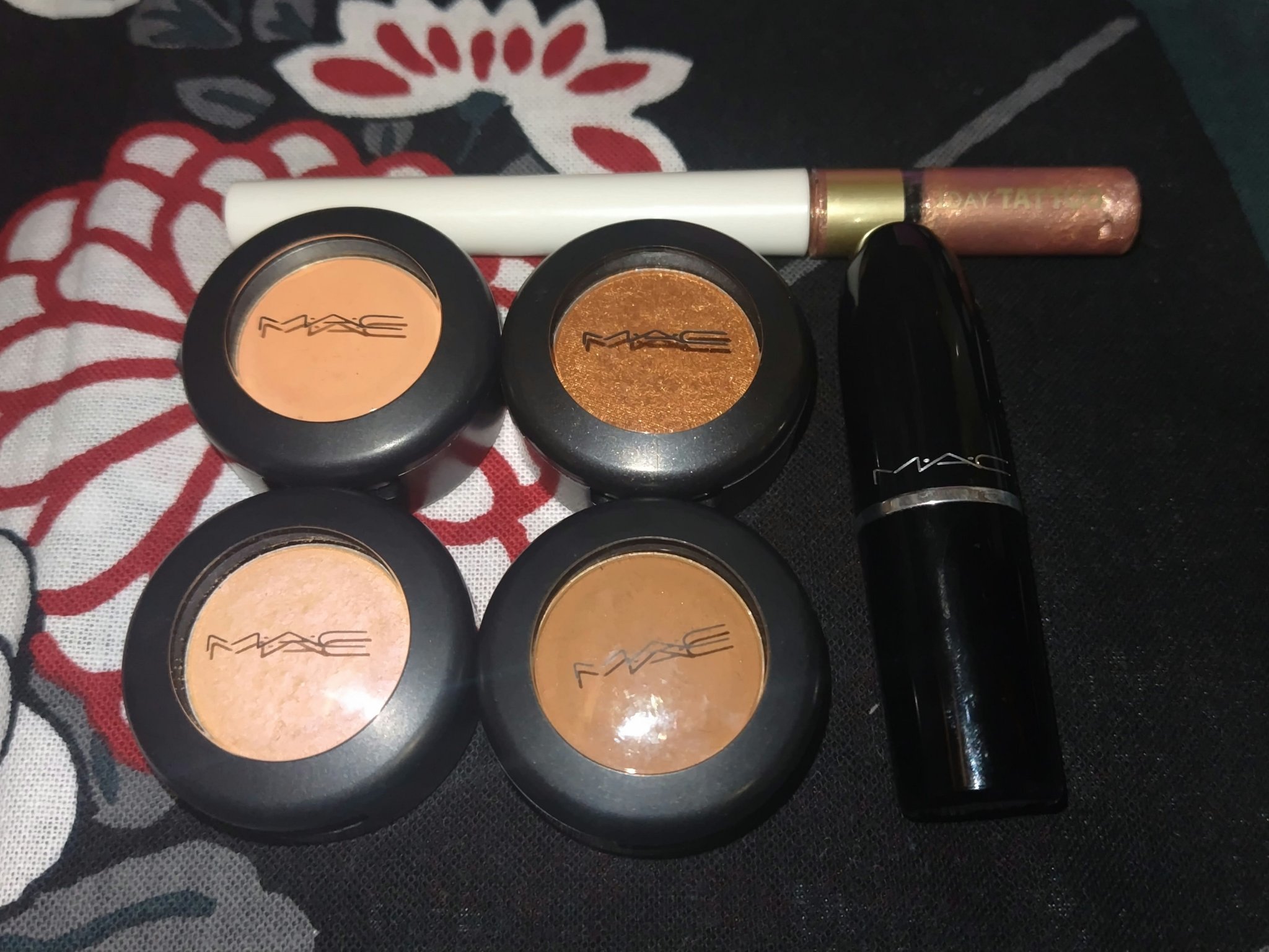 スモール アイシャドウ/M・A・C/単色アイシャドウを使ったクチコミ（1枚目）