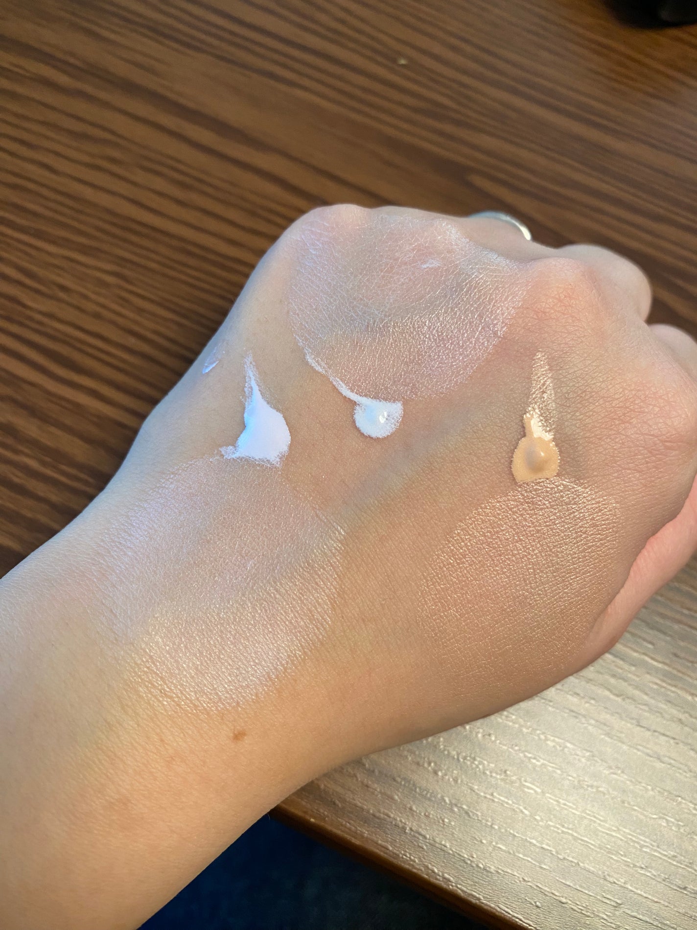 アディクション ザ ファンデーション リフトグロウ/ADDICTION/リキッドファンデーションを使ったクチコミ(2枚目)