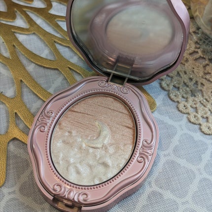 女王のカメオグラデーションチーク/COLORROSE/パウダーチークを使ったクチコミ(4枚目)