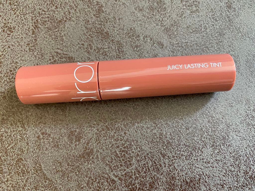 ジューシーラスティングティント/rom&nd/リップティントを使ったクチコミ(2枚目)