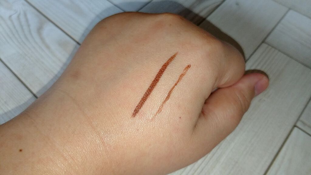 EYE OPENING LINER/UZU BY FLOWFUSHI/リキッドアイライナーを使ったクチコミ(3枚目)