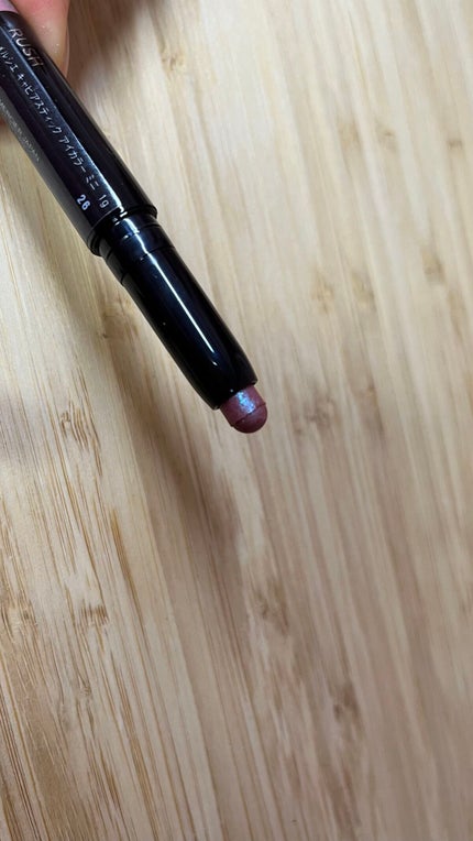 キャビアスティック アイカラー 02 Amethyst(ミニ)/ローラ メルシエ/スティックアイシャドウを使ったクチコミ(3枚目)