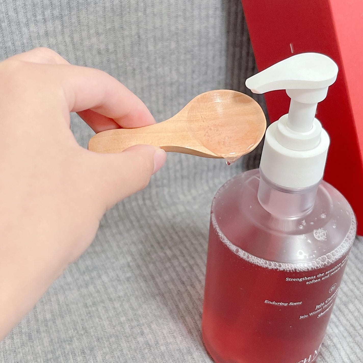 リフレッシュモーメントパフュームシャンプー/トリートメント Jeju Camellia/Free Moment /市販シャンプーを使ったクチコミ(4枚目)