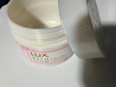 LUX バスグロウ リペア&シャイン リペアマスクのクチコミ「使い切り商品
LUXバスグロウ リペア&シャイン リペアマスク

香りが好みで休みの前の日に使.....」（2枚目）