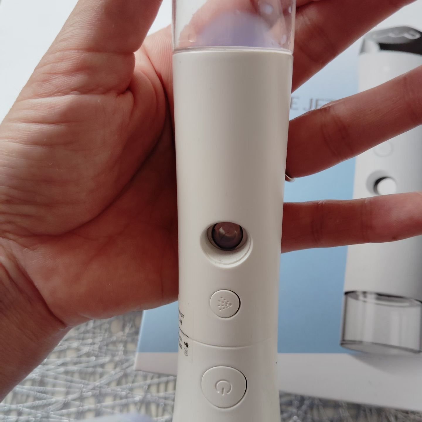 ブルーレイヤーミストアンプルジェット美顔器/MEDITHERAPY/美顔器・マッサージを使ったクチコミ（3枚目）