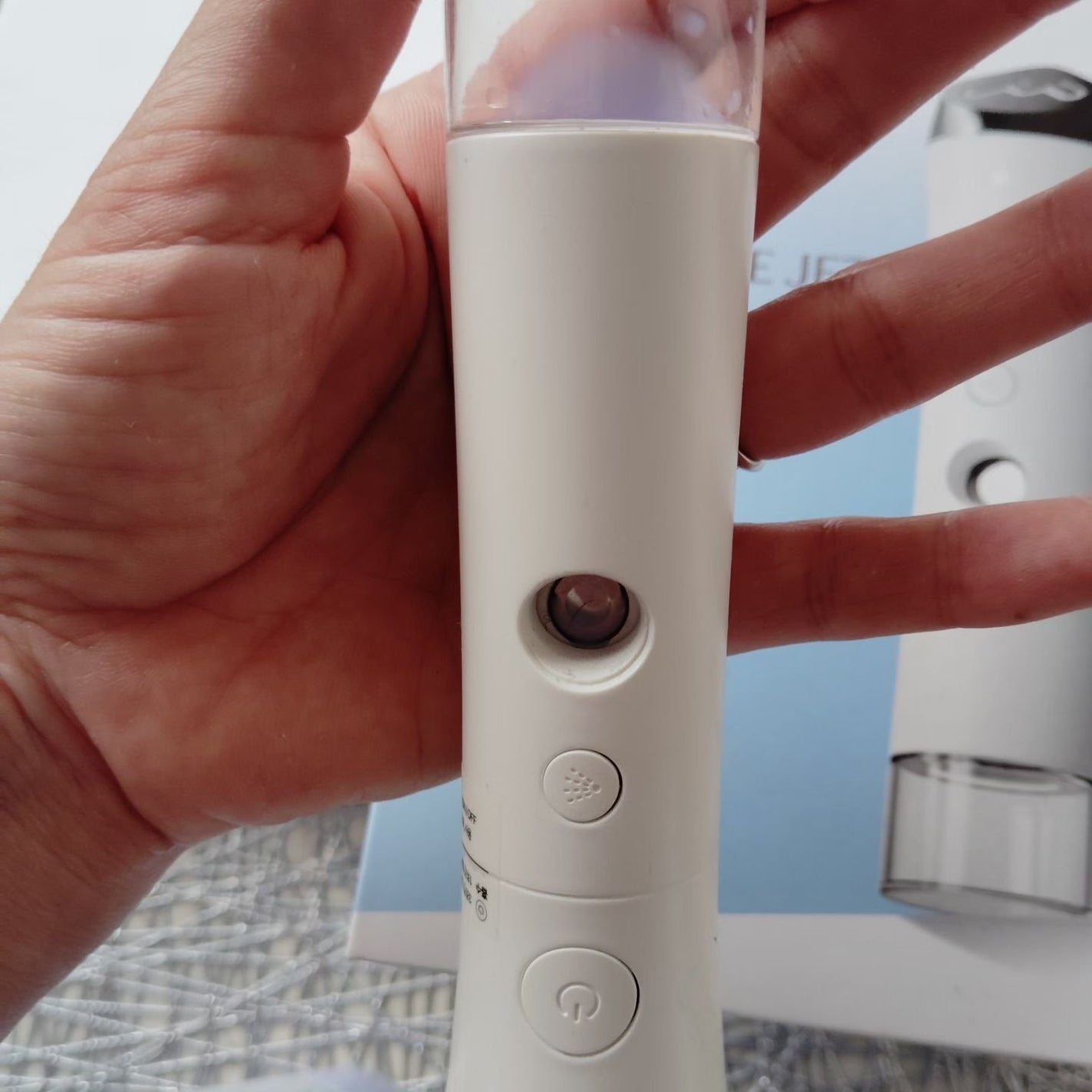 ブルーレイヤーミストアンプルジェット美顔器/MEDITHERAPY/美顔器・マッサージを使ったクチコミ(3枚目)