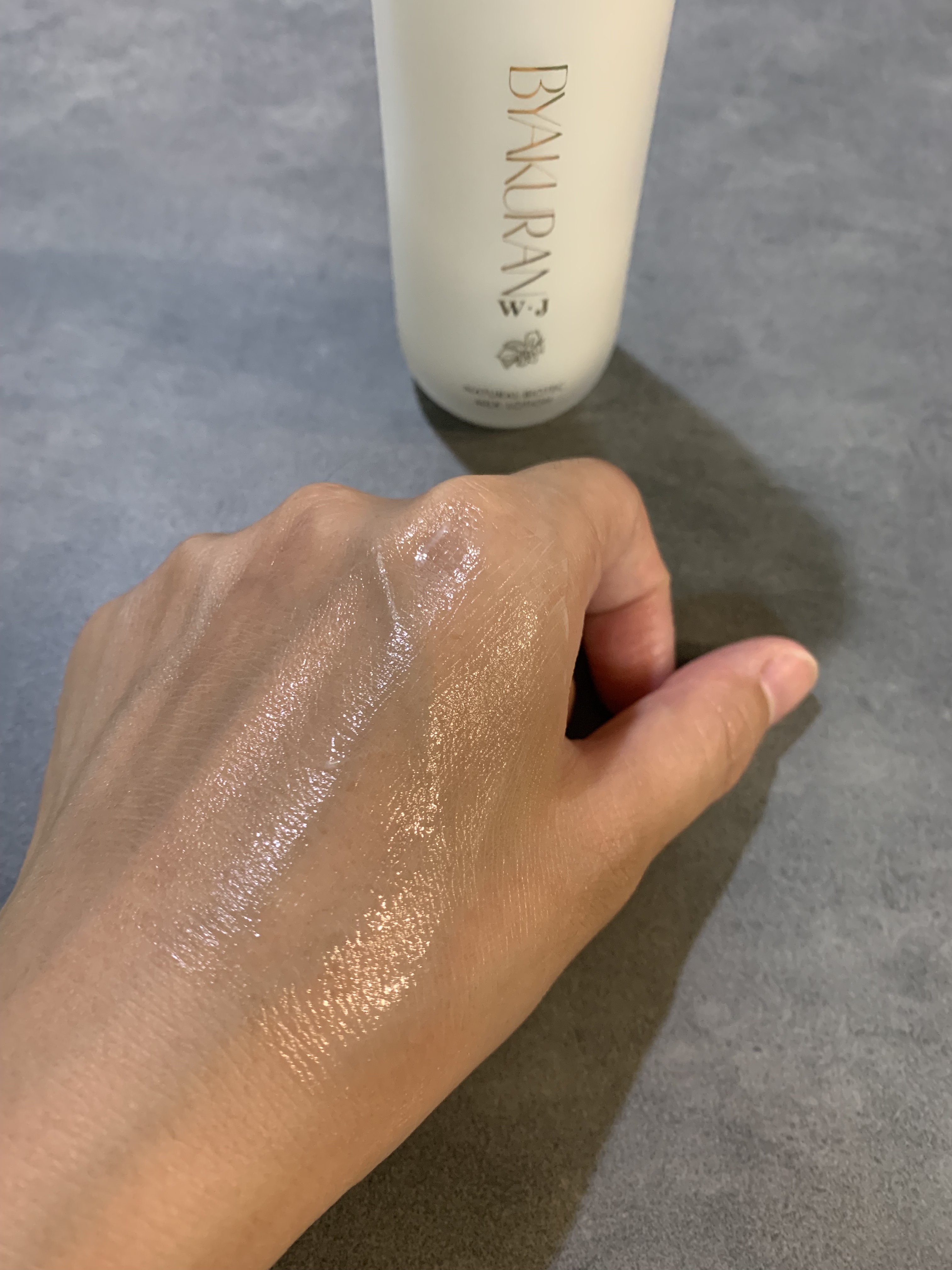 ミルクローション/BYAKURAN/乳液を使ったクチコミ（3枚目）