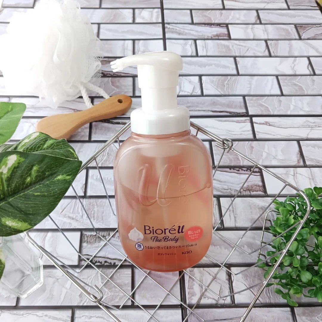 ビオレu ザ ボディ 泡タイプ モイスチャースムース/ビオレu/ボディソープを使ったクチコミ（1枚目）