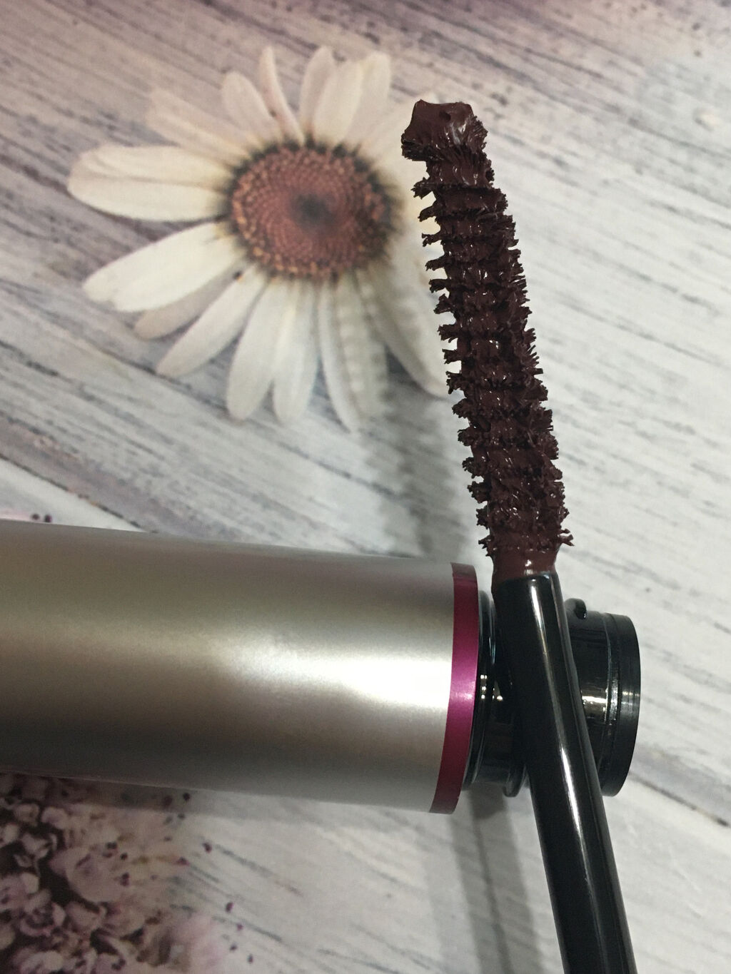 マットマスカラ N 04 バーガンディ/RMK/マスカラを使ったクチコミ（2枚目）