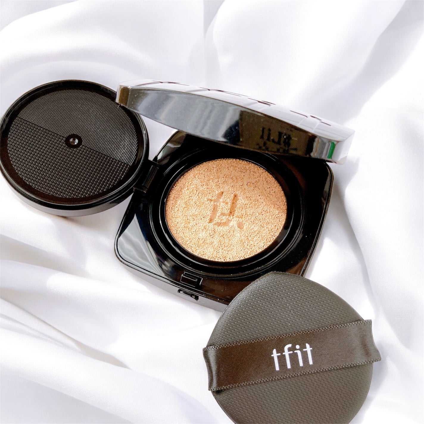 レイヤリングフィット グロークッションEX/TFIT/クッションファンデーションを使ったクチコミ(2枚目)