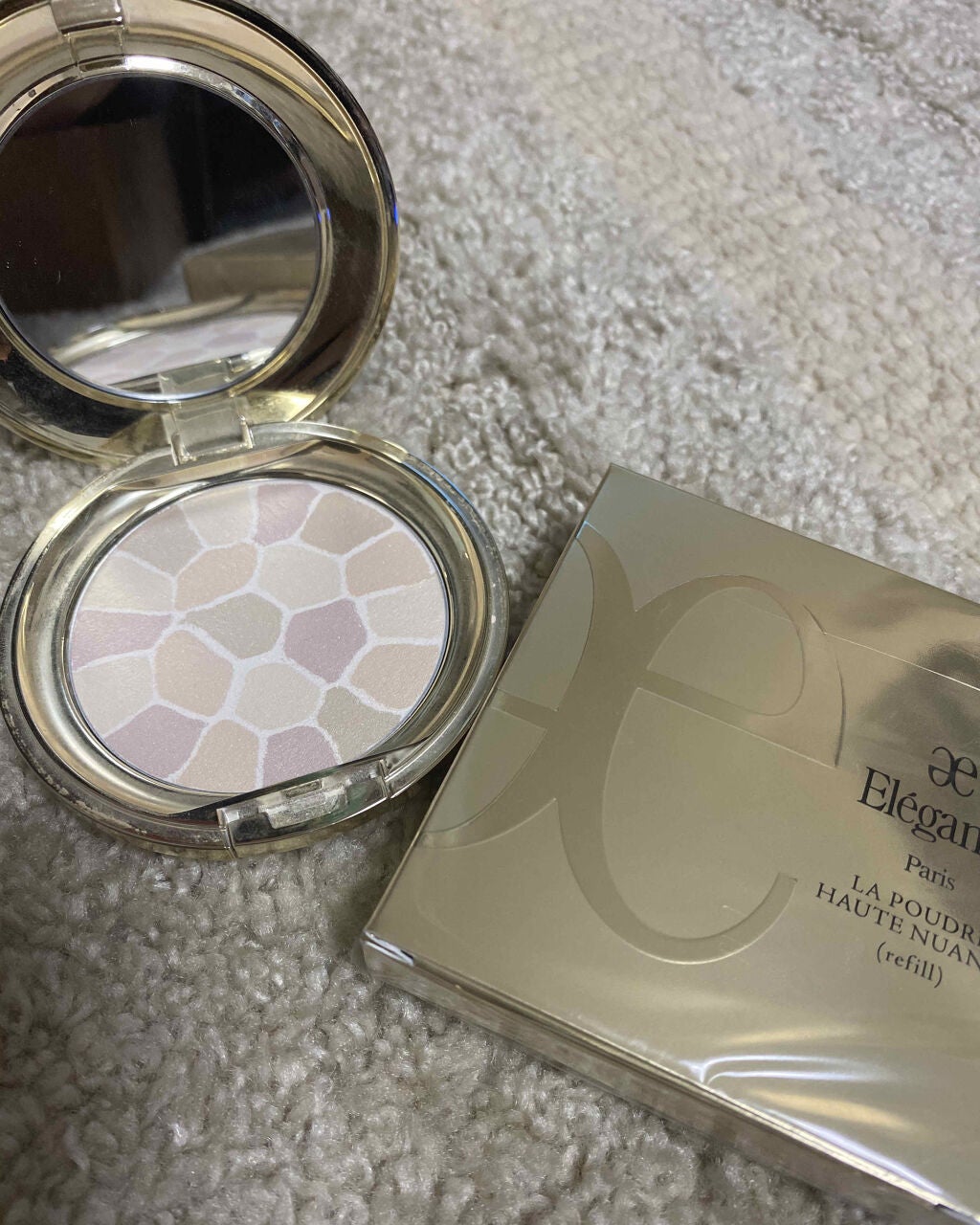 ラ プードル オートニュアンス/Elégance/プレストパウダーを使ったクチコミ(1枚目)