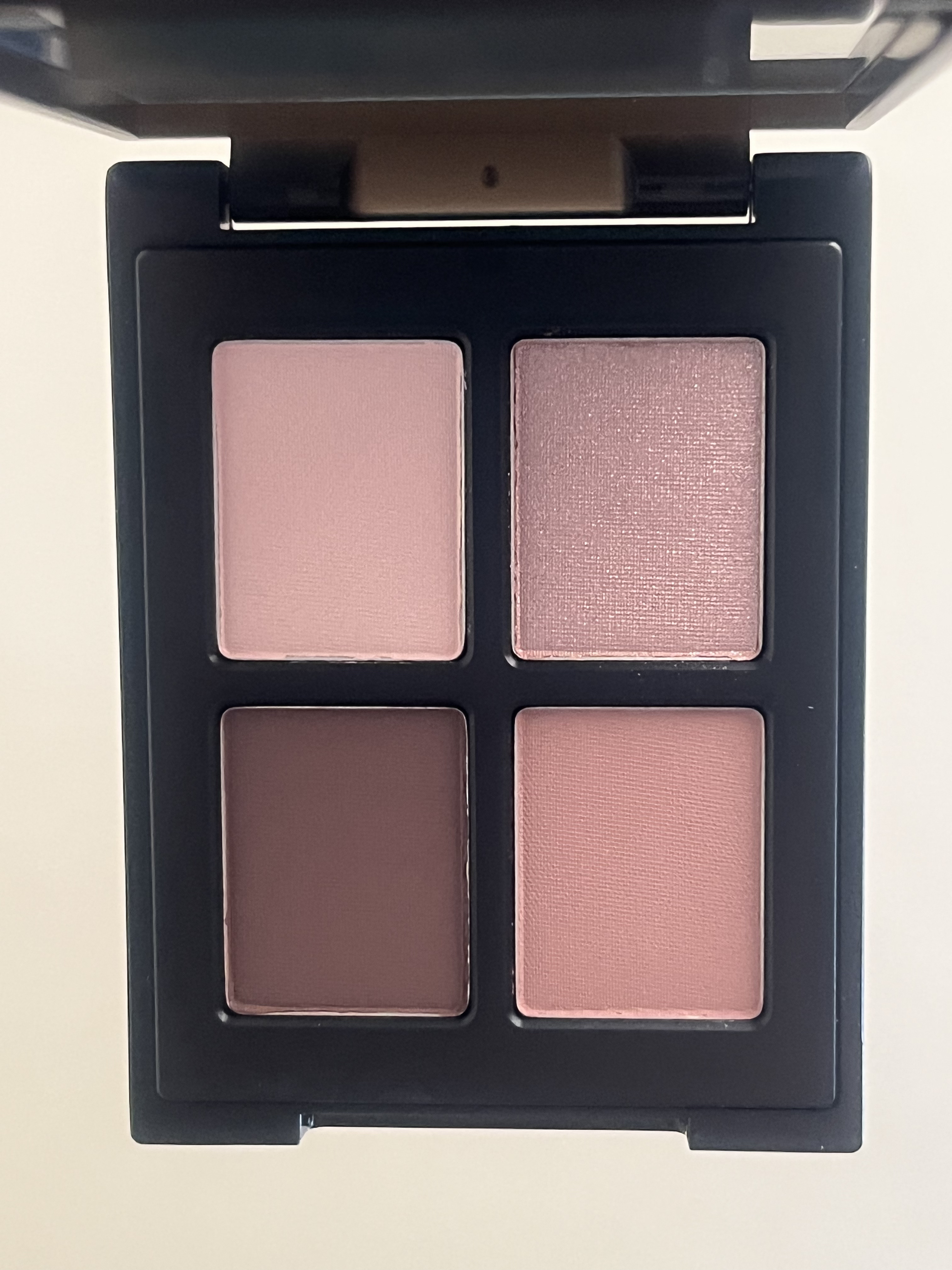 エトワルローズ 4色アイシャドウ 13 キャネル/Étoile Rose/アイシャドウパレットを使ったクチコミ（2枚目）