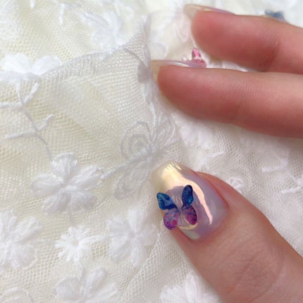 𝘀 𝗮 𝘁 𝗼 𝗺 𝗶💋丁 寧 レ ビ ュ ー on LIPS 「((今にも羽ばたく蝶々♡春らしさ全開ネイル❃*))右手▶︎▷ク..」(3枚目)