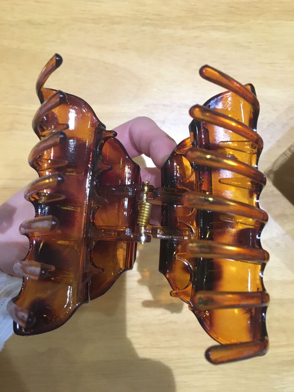 シリコンカニバンスクリップ/DAISO/ヘアアクセサリーを使ったクチコミ（2枚目）