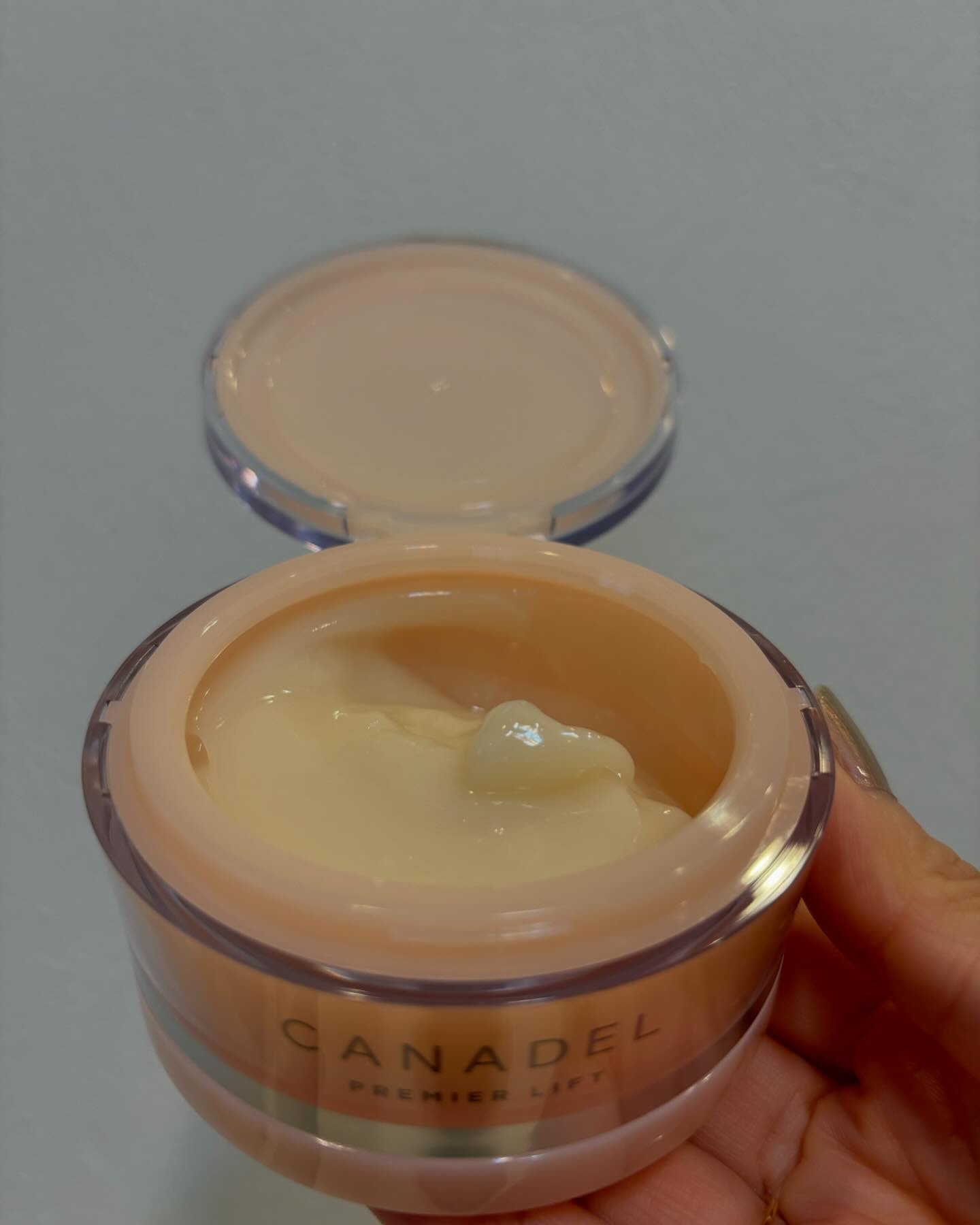 プレミアリフト/CANADEL/オールインワン化粧品を使ったクチコミ（2枚目）