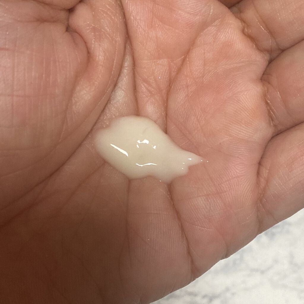 えいこ⸜(๑⃙⃘'ᵕ'๑⃙⃘)⸝⋆︎*フォロバします。のクチコミ「COSME DECORTE ＡＱ セラム アブソリュート

2本目です。正直、変化は感じられま.....」（2枚目）