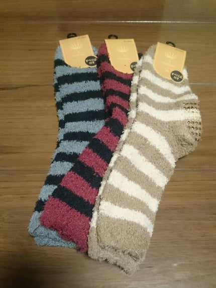 ふわりんこソックスダークボーダー/100えんハウスレモン/暖かい靴下を使ったクチコミ(1枚目)