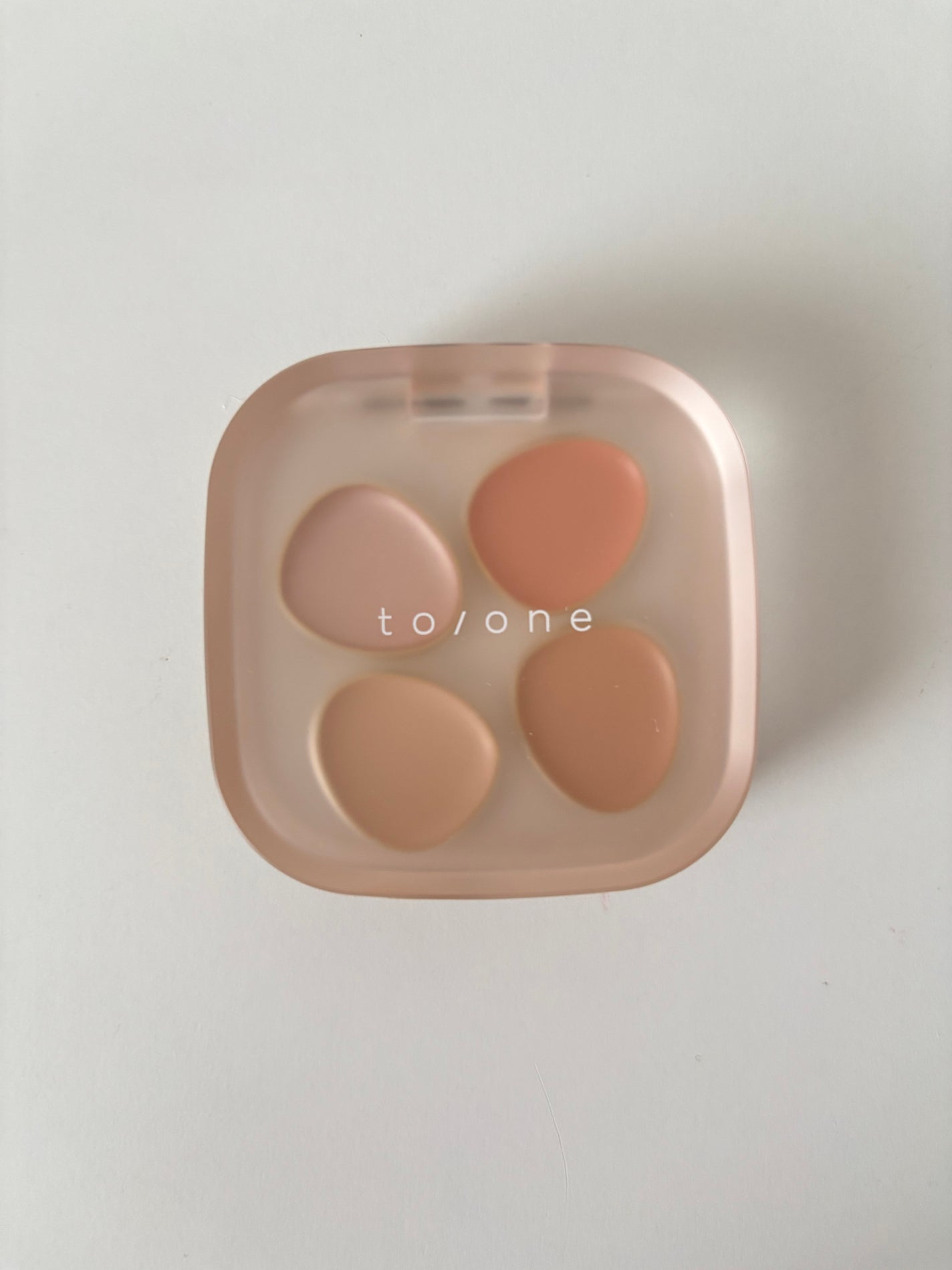 トーン ペタル フロート フローレス タッチ/to/one/パレットコンシーラーを使ったクチコミ(2枚目)