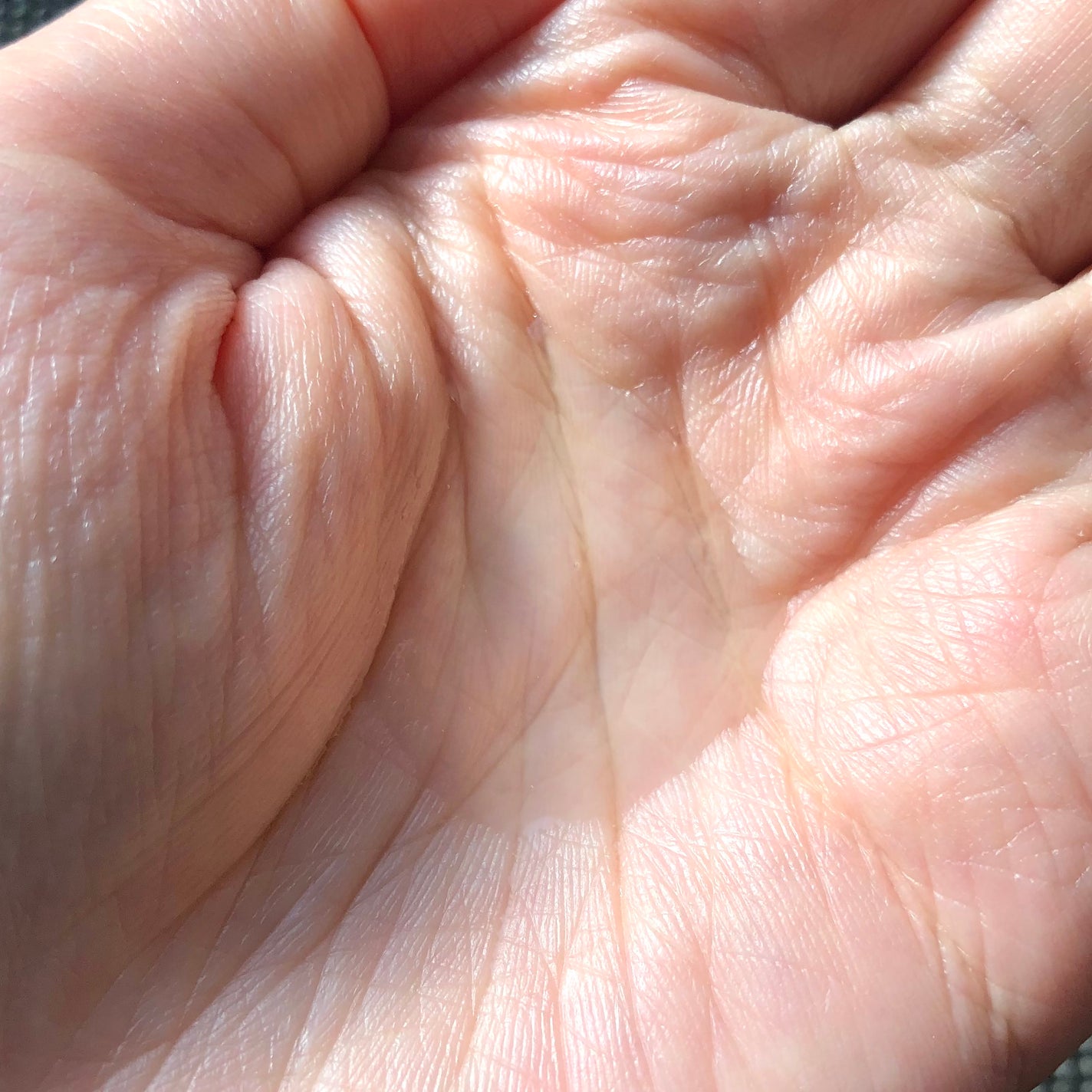 イドラクラリティ 薬用 トリートメント エッセンス ウォーター/DECORTÉ/化粧水を使ったクチコミ(5枚目)