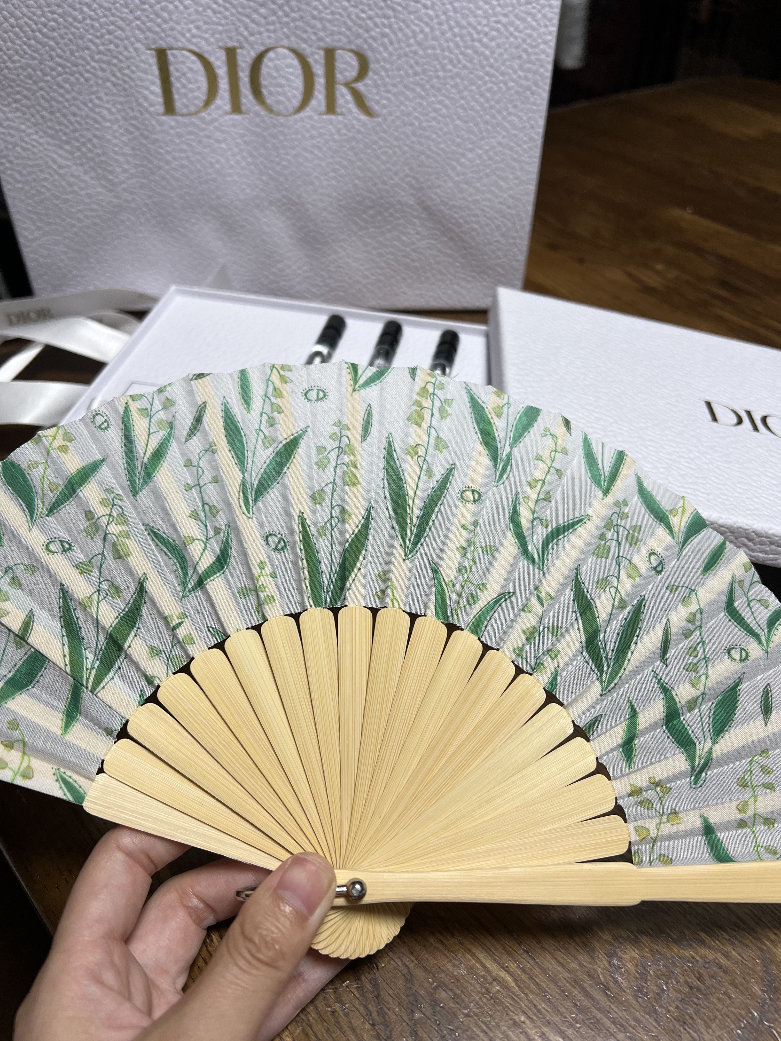【新品／限定品】DIOR ラッキーファンセット 2ml×3本 扇子セット Christian Dior クリスチャン ディオール LUCKY ラッキー