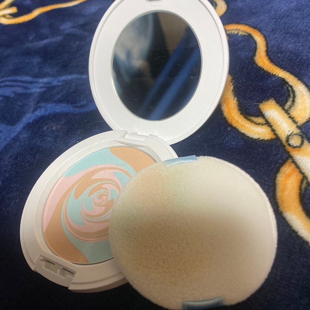 ラ プードル オートニュアンス/Elégance/プレストパウダーを使ったクチコミ(5枚目)