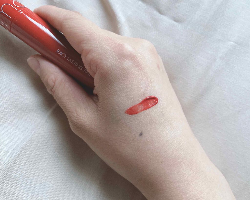 ジューシーラスティングティント/rom&nd/リップティントを使ったクチコミ(2枚目)