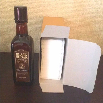 ブラックシュガー パーフェクト ファーストセラム ザ・エッセンシャル/SKINFOOD/美容液を使ったクチコミ(2枚目)