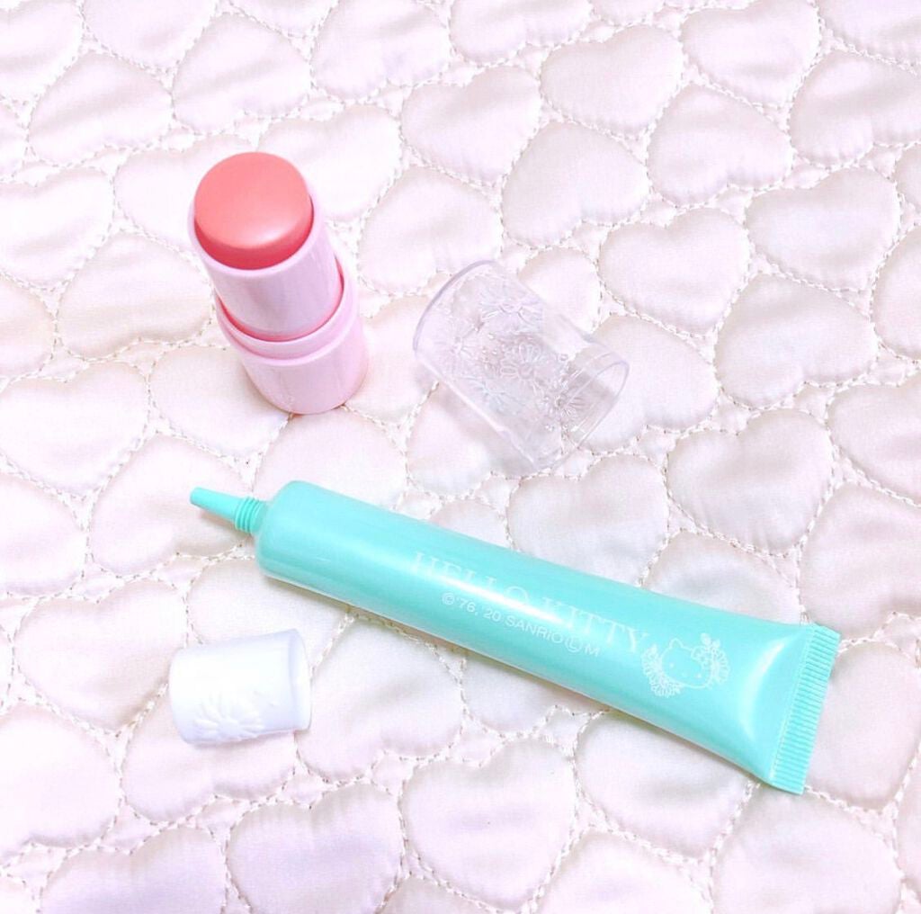 パウダーアイシャドウ ブルーミングキティ/DAISO/アイシャドウパレットを使ったクチコミ(3枚目)