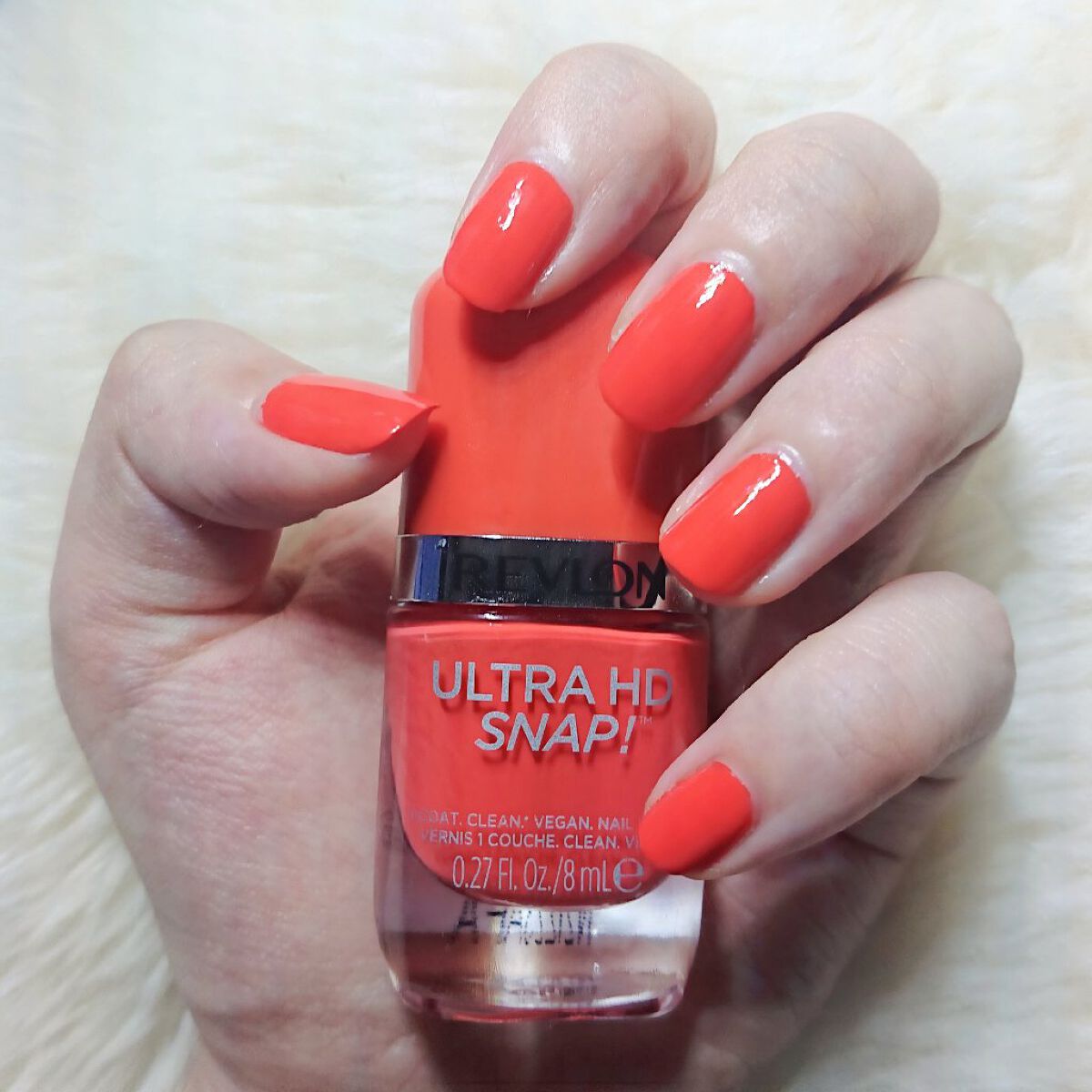 ウルトラ HD スナップ！ 007 ホット スタッフ/REVLON/マニキュアを使ったクチコミ（1枚目）