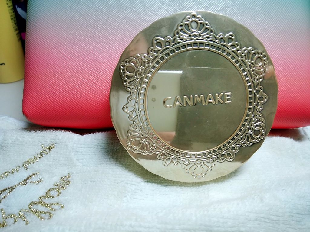 【旧品】マシュマロフィニッシュパウダー/キャンメイク/プレストパウダーを使ったクチコミ(2枚目)