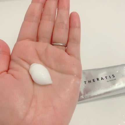 THERATIS ナイトリペア ヘアパックのクチコミ「眠れる髪に
夜のヘッドスパ美容
THERATIS by mixim
ナイトリペア ヘアパッ.....」(3枚目)