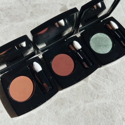 オンブル エサンシエル/CHANEL/単色アイシャドウを使ったクチコミ(5枚目)