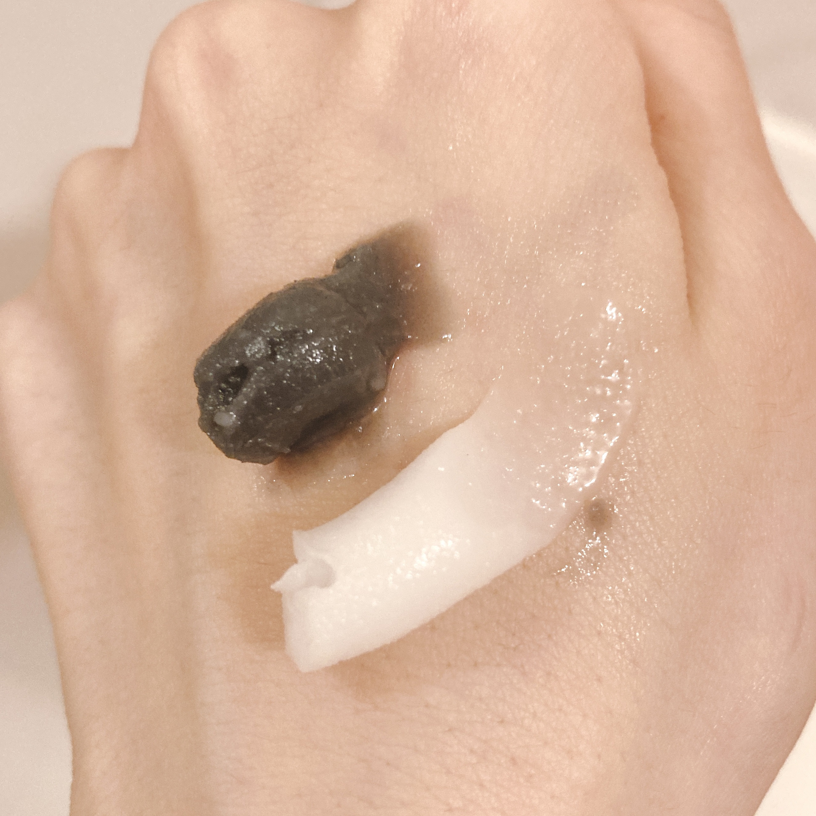 オイルクレンジングバーム ブラック/ONE STONE TWO BIRDS/クレンジングバームを使ったクチコミ（3枚目）