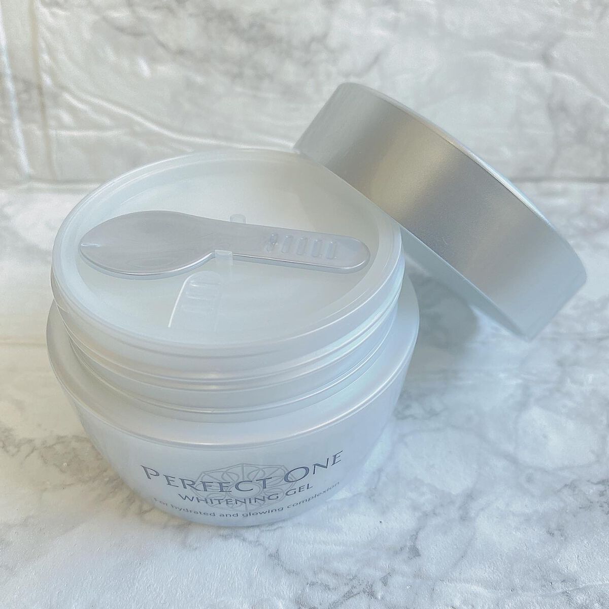 パーフェクトワン 薬用ホワイトニングジェル/パーフェクトワン/オールインワン化粧品を使ったクチコミ(2枚目)