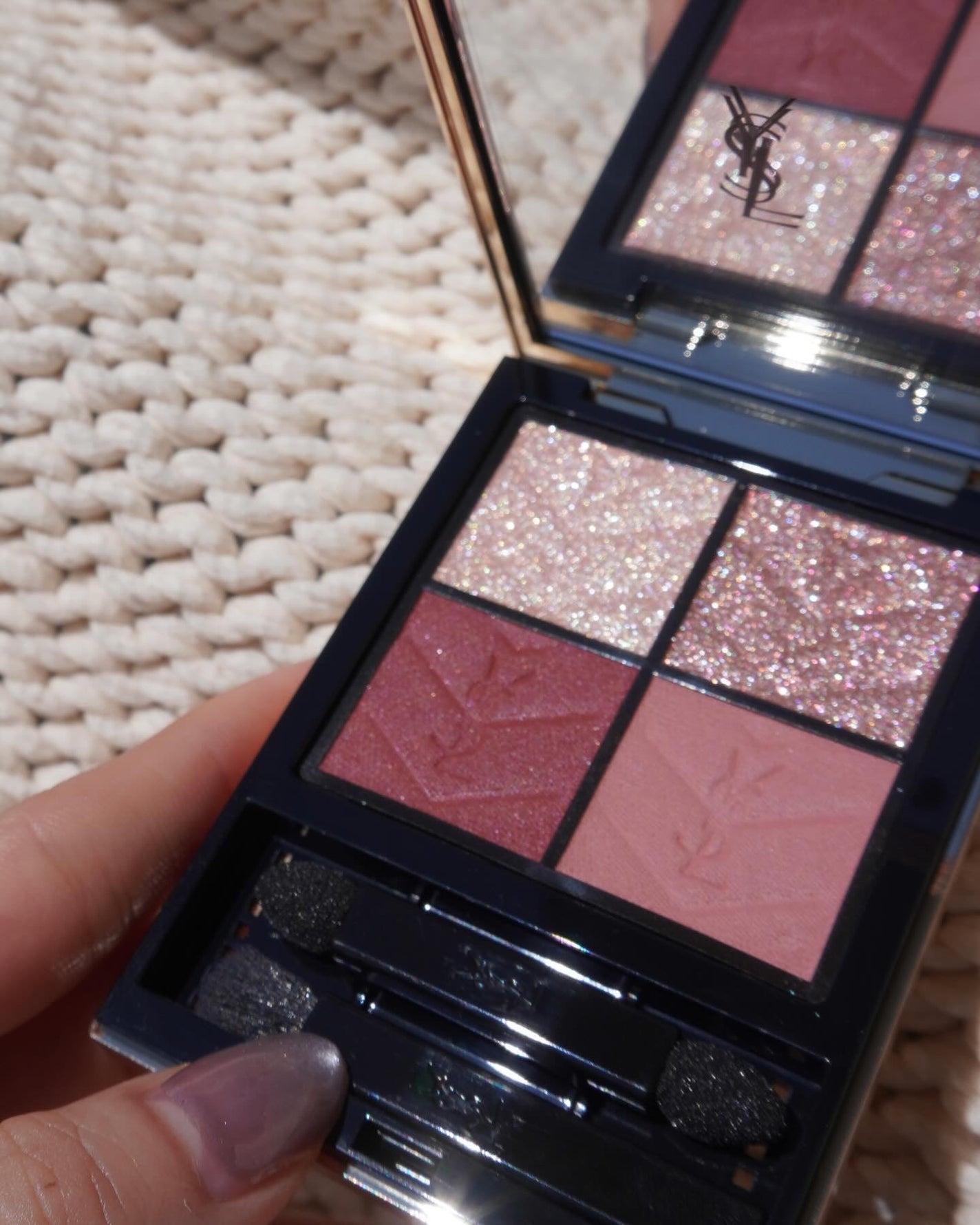 クチュール ミニ クラッチ/YVES SAINT LAURENT BEAUTE/アイシャドウパレットを使ったクチコミ(3枚目)