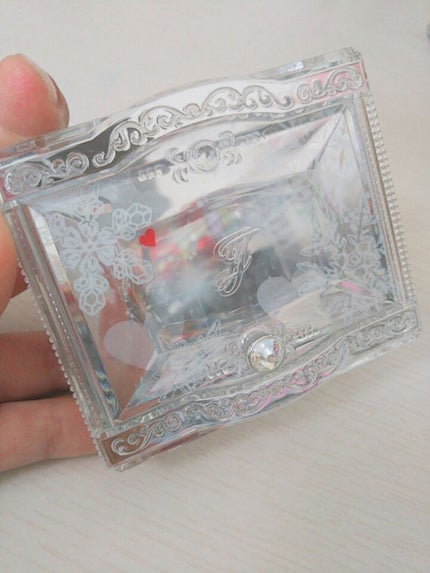 スノーイーラブドロップ フェイスパウダー/JILL STUART/プレストパウダーを使ったクチコミ(1枚目)