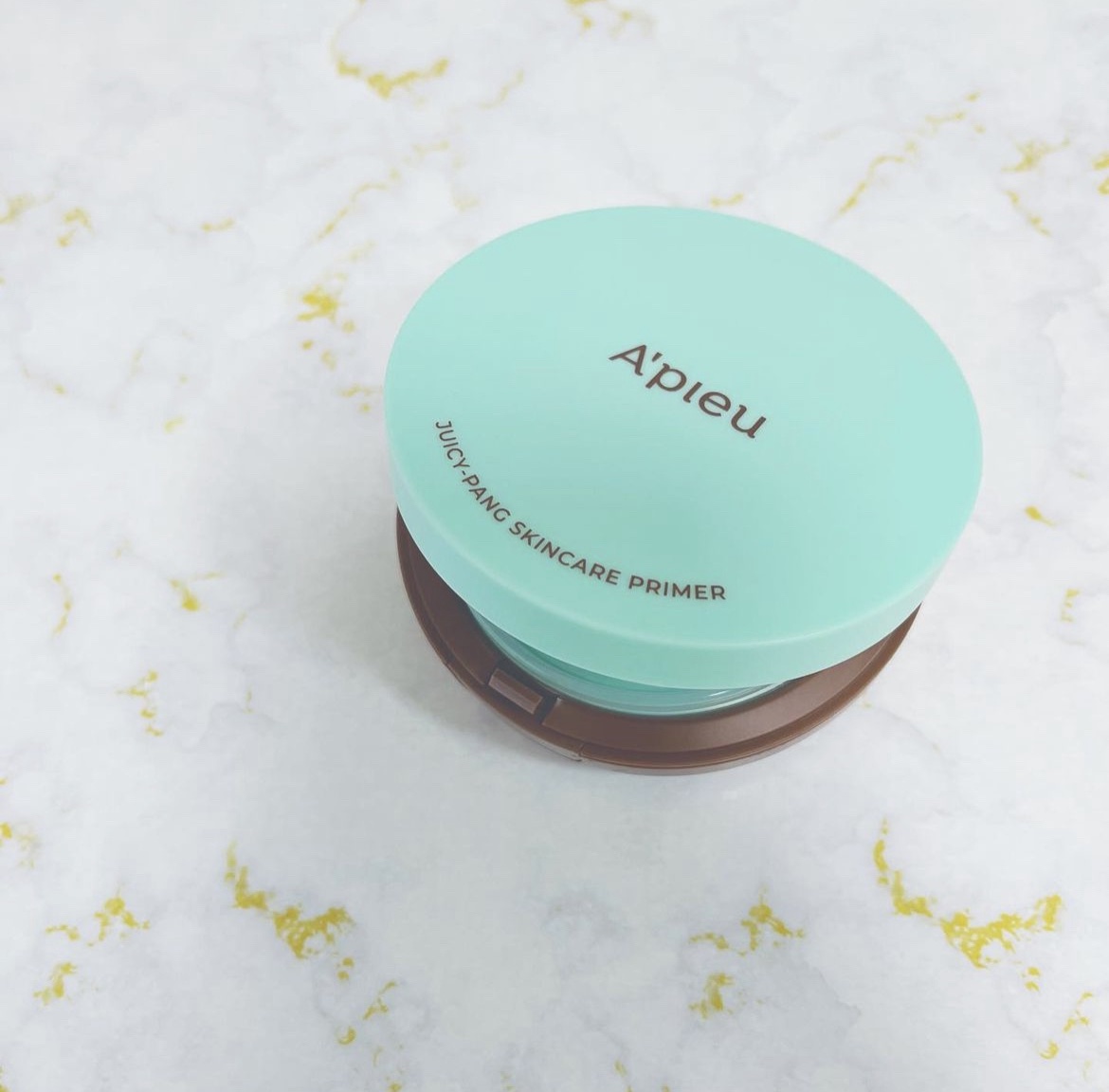 ジューシーパン スキンケアプライマー/A’pieu/化粧下地を使ったクチコミ（1枚目）