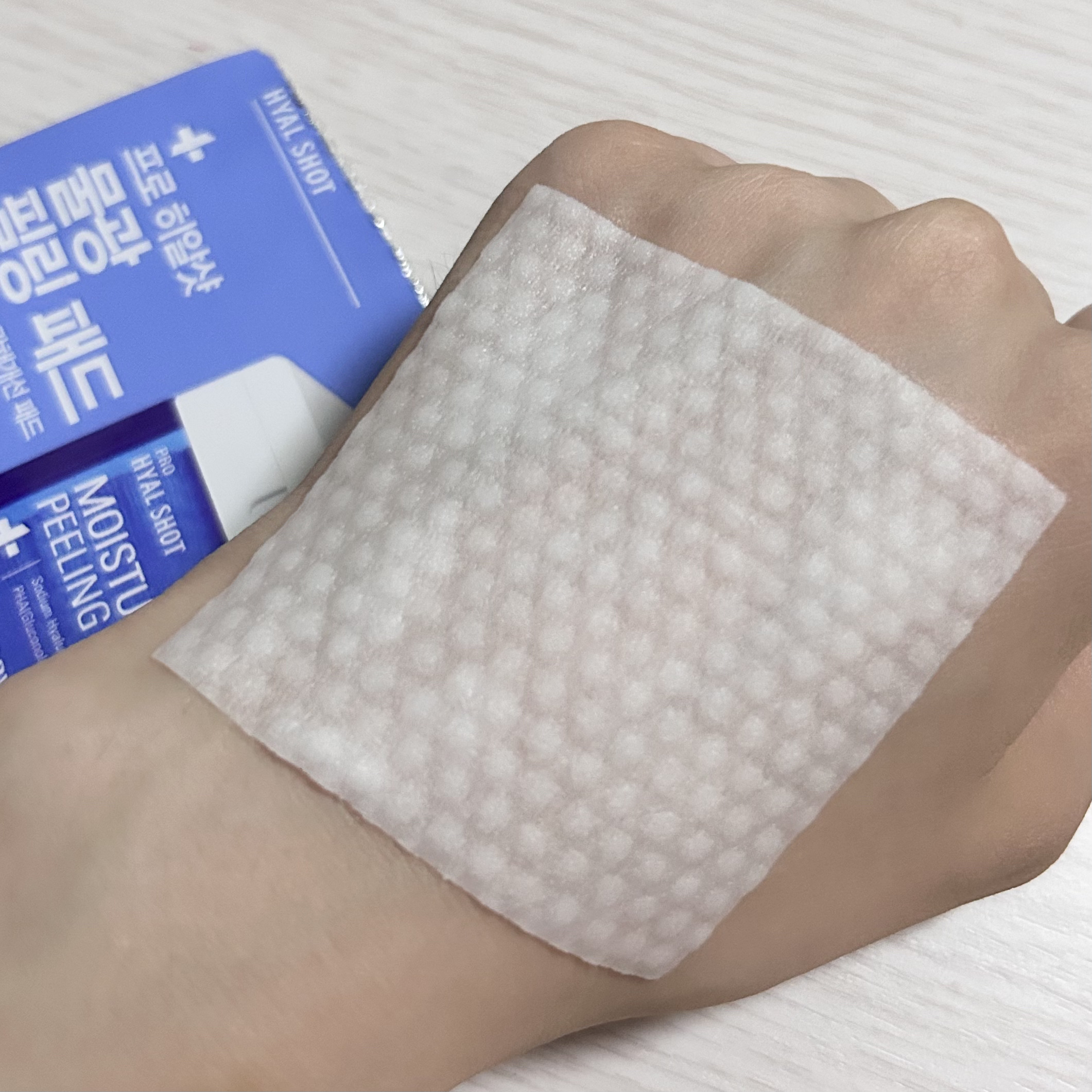 プロヒアルショット モイスチャーピーリングパッド/Dermatory/トナーパッドを使ったクチコミ（2枚目）