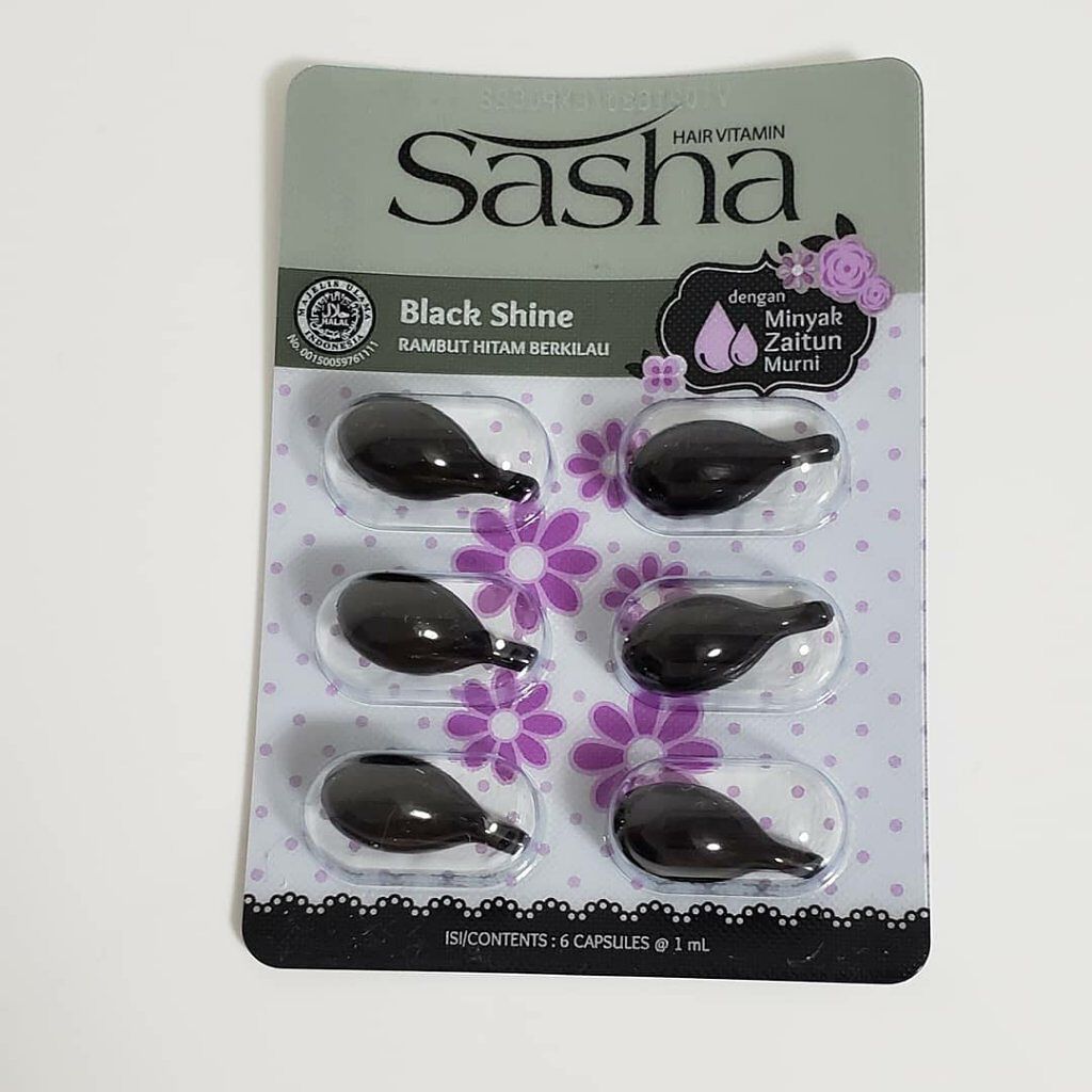 ヘアビタミン ブラック(ブラックシャイン)/Sasha/ヘアオイルを使ったクチコミ(1枚目)