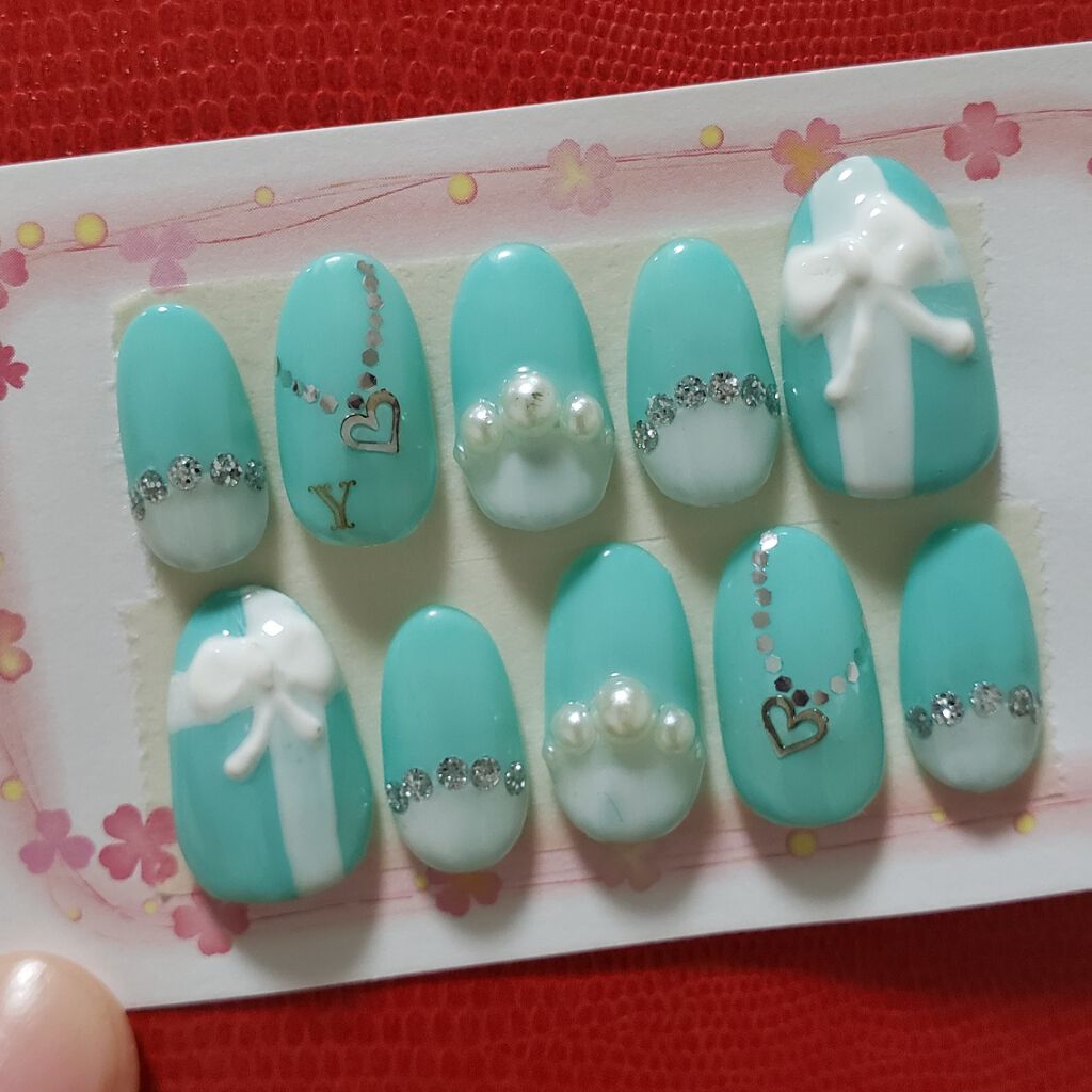 ネイルシール Daisoを使った口コミ ティファニー風ネイル By Akayu 100 アトピー肌 30代前半 Lips