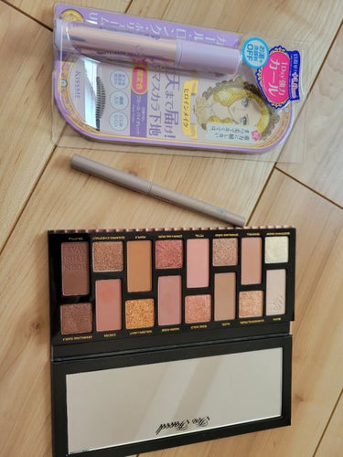 ボーン ディス ウェイ ザ ナチュラル ヌード アイシャドウ パレット/Too Faced/アイシャドウパレットを使ったクチコミ（1枚目）